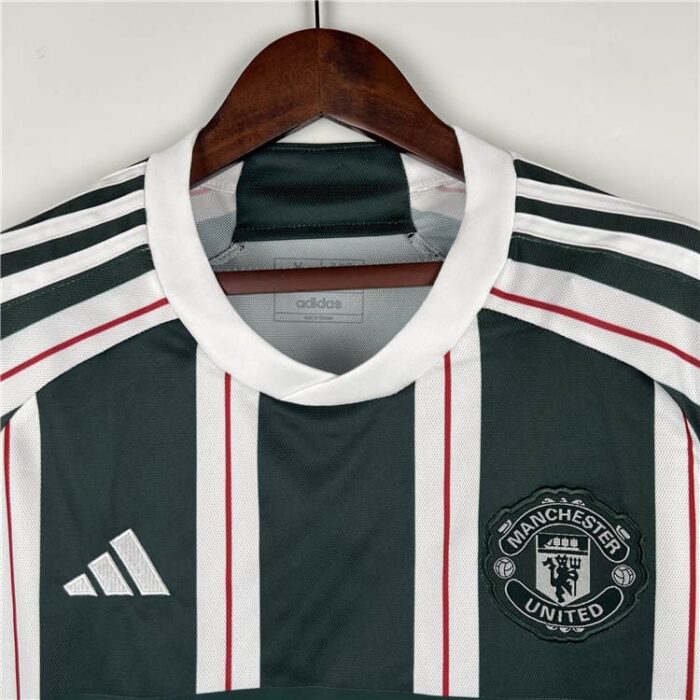 Manchester United 23-24 Away Football Kit