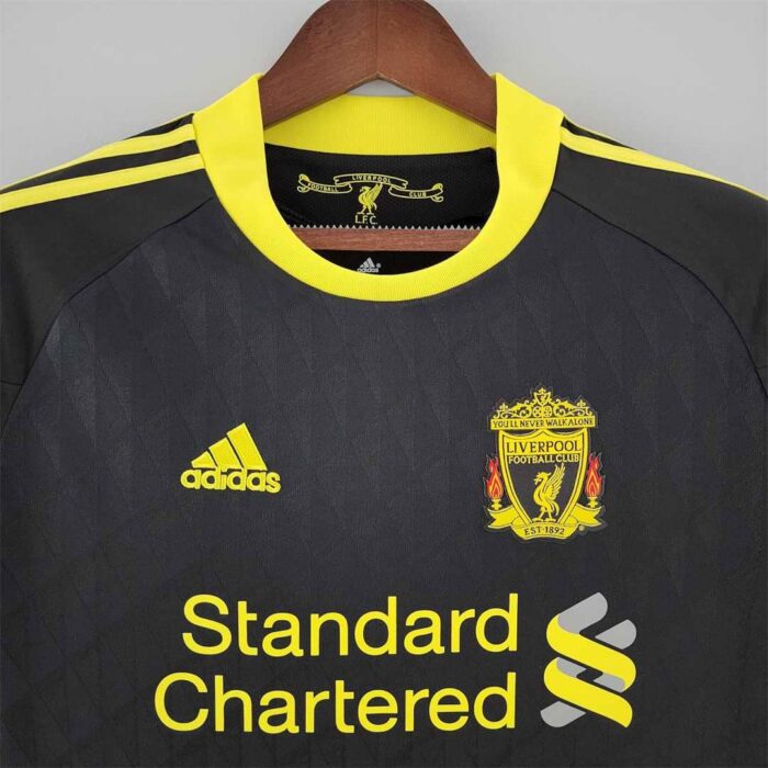 Liverpool 10-11 Third Black Football Kit