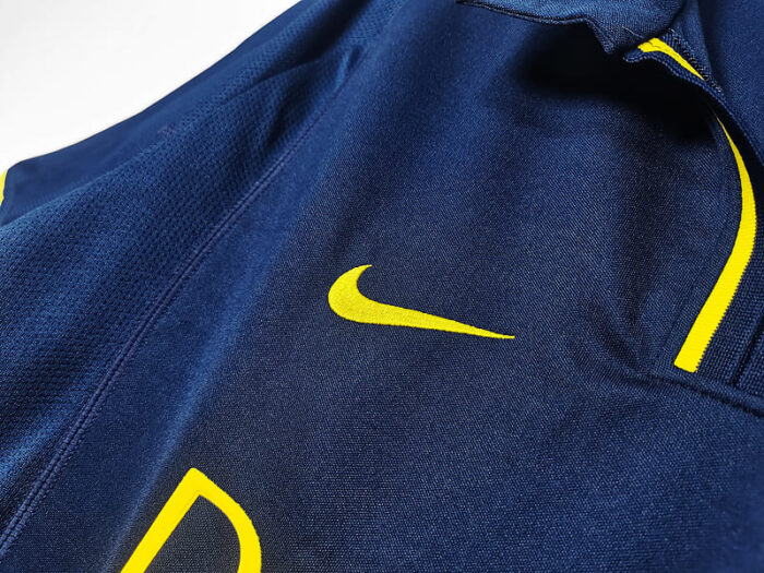 Arsenal 00-02 Away Football Kit