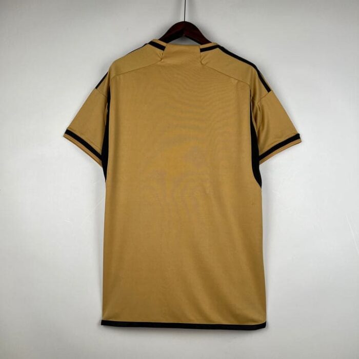 Real Madrid 23-24 Training Football Kit
